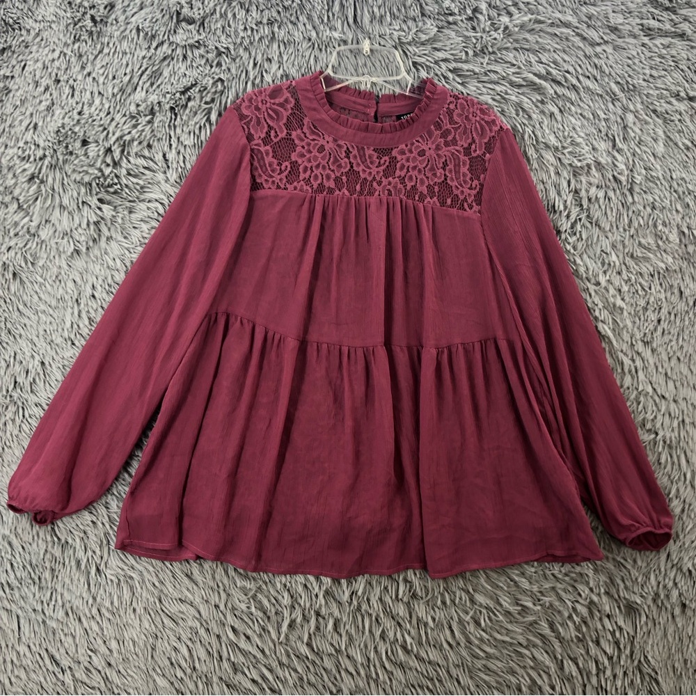 Torrid Blouse Lace Chiffon Overlay Womens size 1 (1X) Pleats Balloon Sleeve